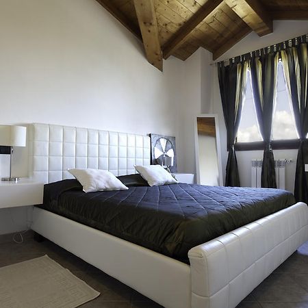 Miclass B&B Quartu Sant'Elena Phòng bức ảnh